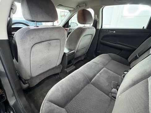 Used 2011 Chevrolet Impala LS image 6