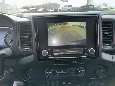 Used 2022 Nissan Frontier S image 12