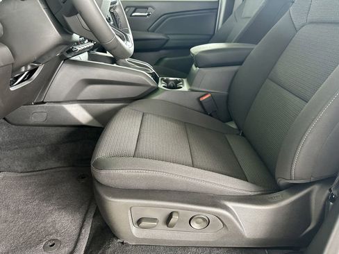 New 2025 GMC Canyon Elevation w/ Convenience Package image 14