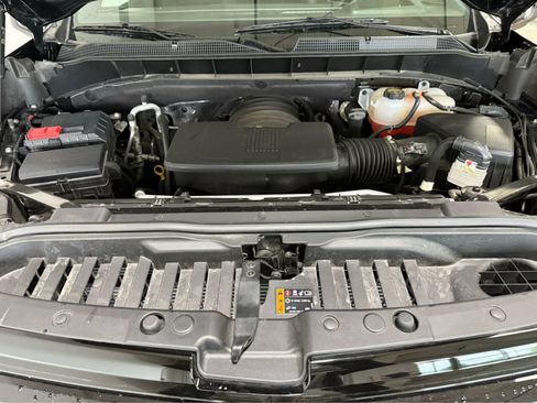 Used 2025 Chevrolet Silverado 1500 High Country w/ Midnight Edition AWD/4WD image 12
