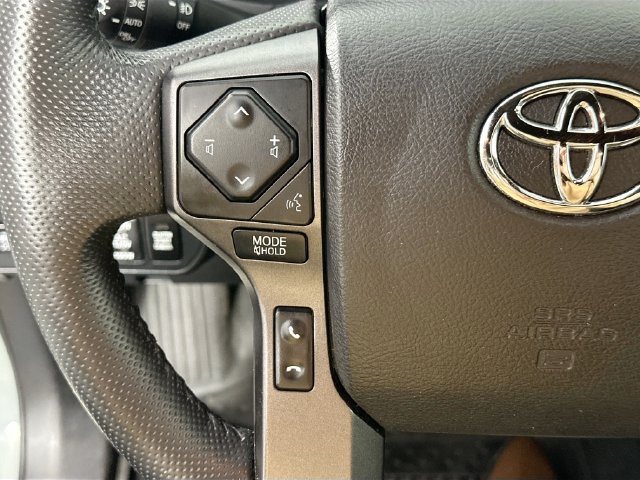 Used 2022 Toyota Tacoma TRD Sport w/ Technology Package AWD/4WD image 24