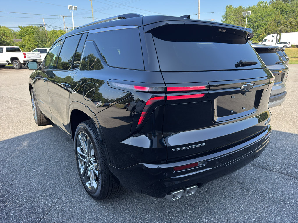 New 2026 Chevrolet Traverse High Country FWD image 4