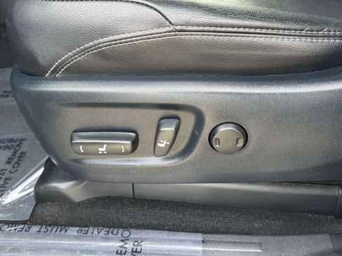 Certified 2023 Toyota 4Runner Limited AWD/4WD image 19