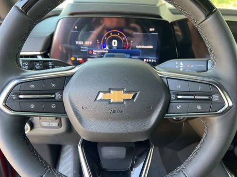 New 2025 Chevrolet Suburban High Country image 27