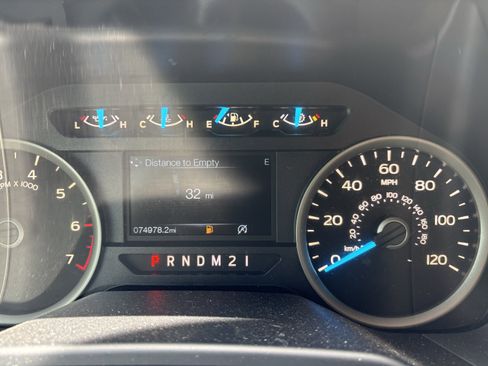Used 2015 Ford F150 XLT w/ Equipment Group 301A Mid AWD/4WD image 21