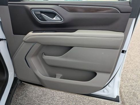 Certified 2022 GMC Yukon SLE AWD/4WD image 36