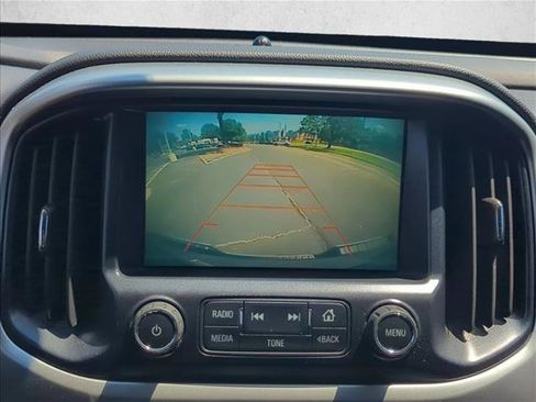 Used 2017 Chevrolet Colorado LT w/ LT Convenience Package RWD image 19