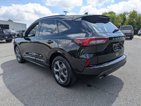 Used 2024 Ford Escape ST-Line w/ Tech Pack #1 FWD image 6