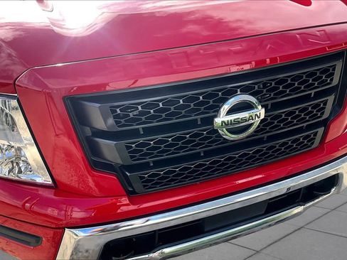 Certified 2024 Nissan Titan SV w/ Accessory Utility Package AWD/4WD image 28