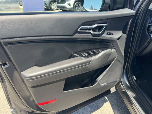 Used 2024 Kia Sportage SX FWD image 6