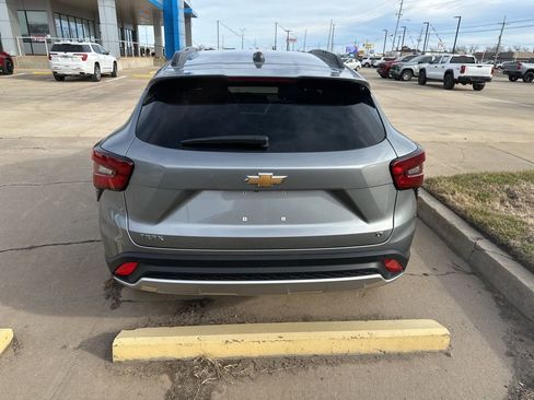 New 2026 Chevrolet Trax LT w/ Driver Confidence Package image 30