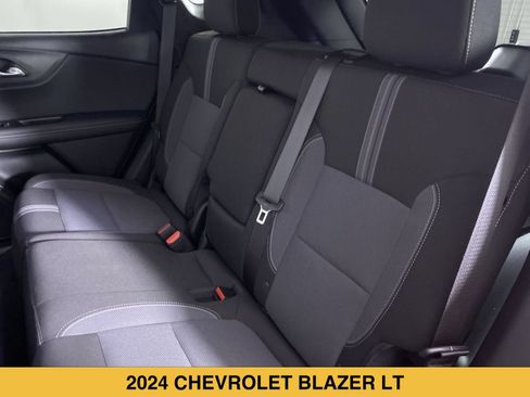 Certified 2024 Chevrolet Blazer LT w/ Convenience Package FWD image 12