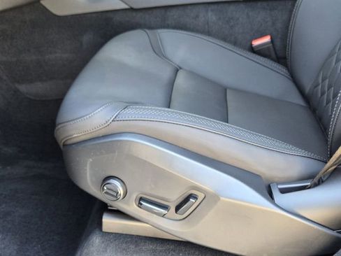 New 2025 Volvo XC90 T8 Plus w/ Protection Package Premier image 33