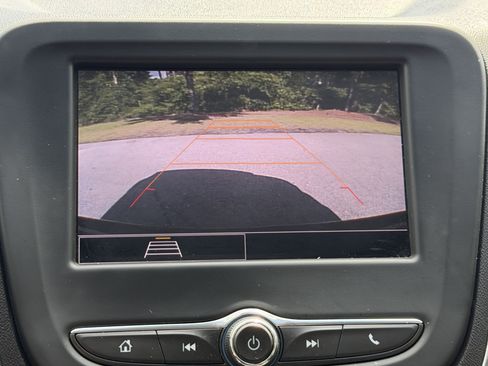 Used 2024 Chevrolet Equinox LT FWD image 28