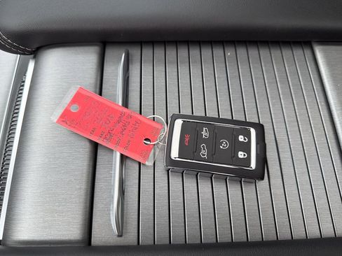 New 2026 Jeep Grand Wagoneer L Limited image 29