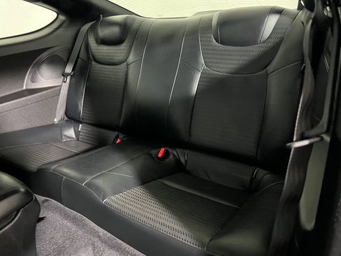 Used 2013 Hyundai Genesis 3.8 image 31