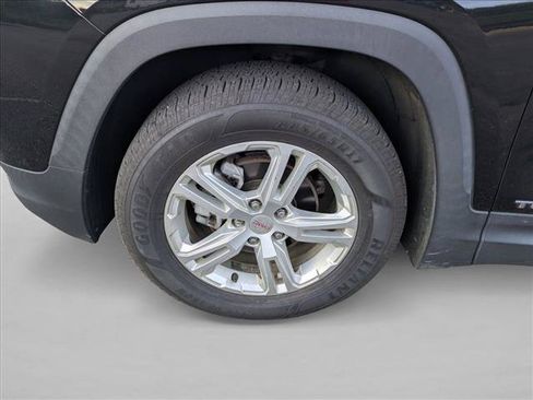 Used 2018 GMC Terrain SLE w/ Driver Convenience Package AWD/4WD image 10