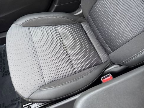 Used 2024 Chevrolet Trax LT w/ Driver Confidence Package image 25