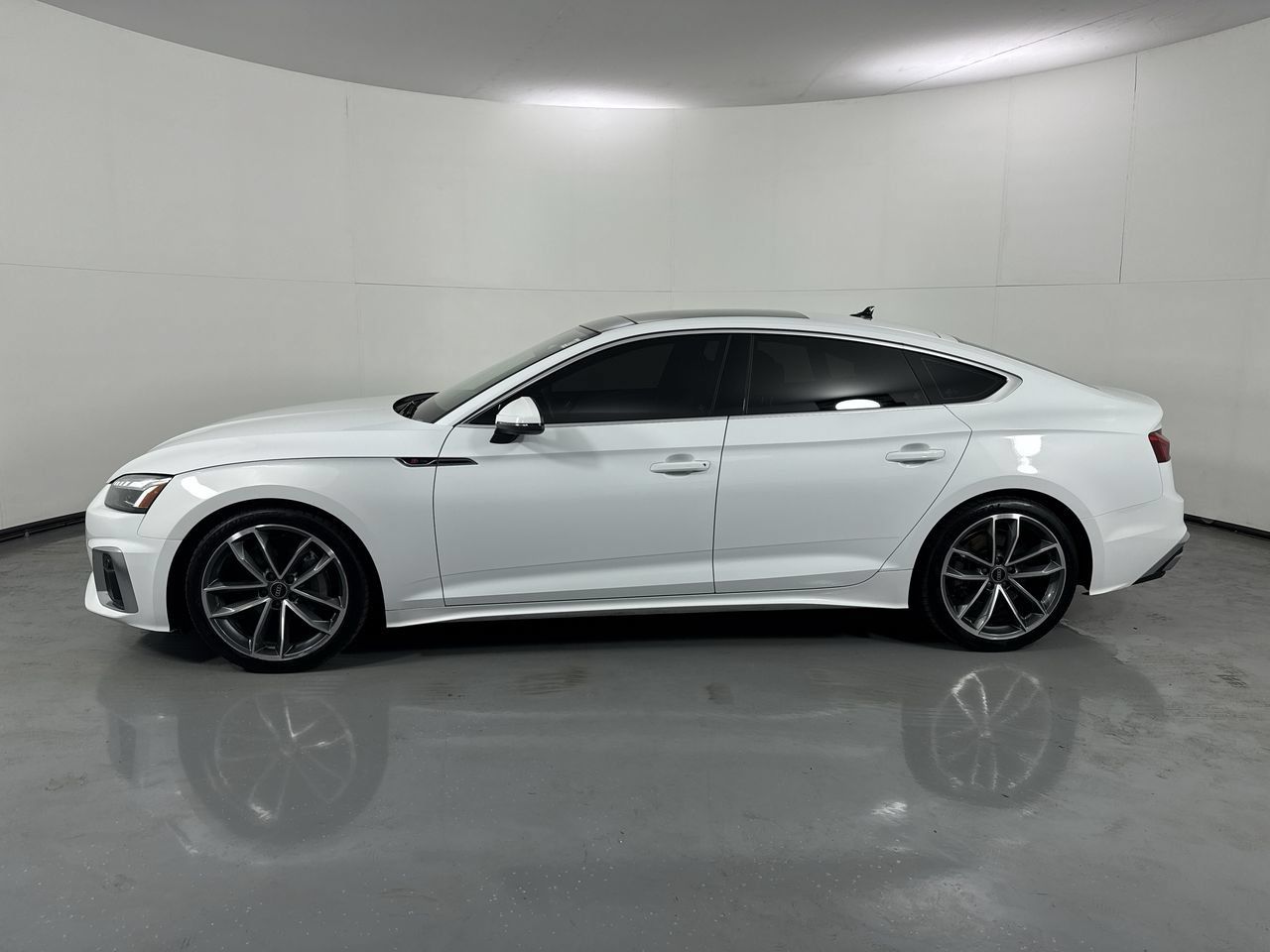 Used 2023 Audi A5 2.0T Premium Plus w/ Premium Plus AWD/4WD image 2