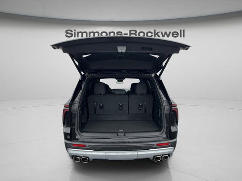 New 2026 Chevrolet Traverse LT w/ Driver Confidence Package image 10