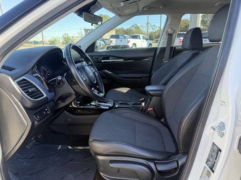 Used 2023 Kia Seltos S image 44