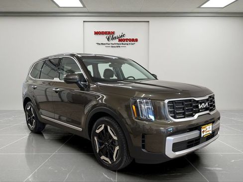 Used 2025 Kia Telluride S AWD/4WD image 7