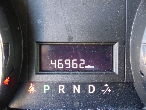 Used 2019 Dodge Grand Caravan SE FWD image 24