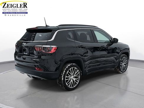 Used 2023 Jeep Compass Limited w/ Elite Group image 5