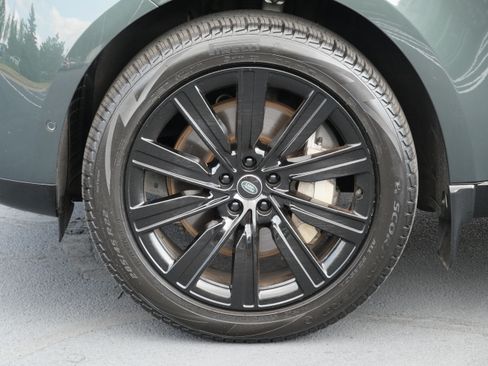 Certified 2023 Land Rover Range Rover Long Wheelbase SE AWD/4WD image 10
