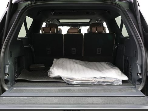 New 2026 Lincoln Navigator L Black Label AWD/4WD image 20