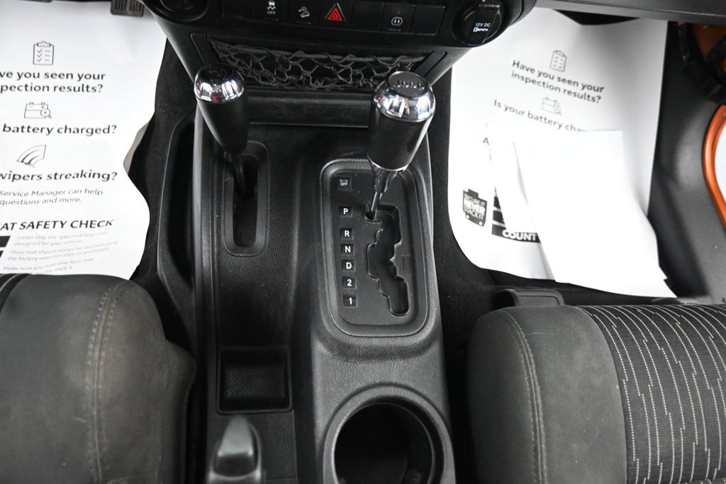 Used 2011 Jeep Wrangler Rubicon w/ Dual Top Group AWD/4WD image 19