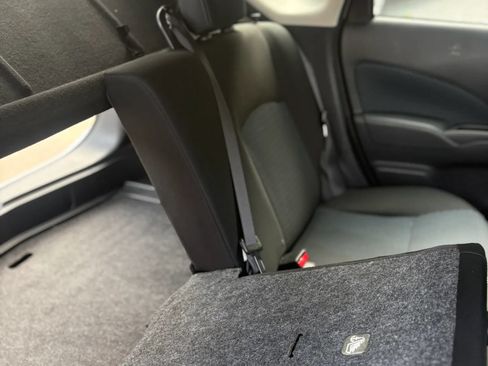 Used 2014 Nissan Versa Note SV FWD image 19