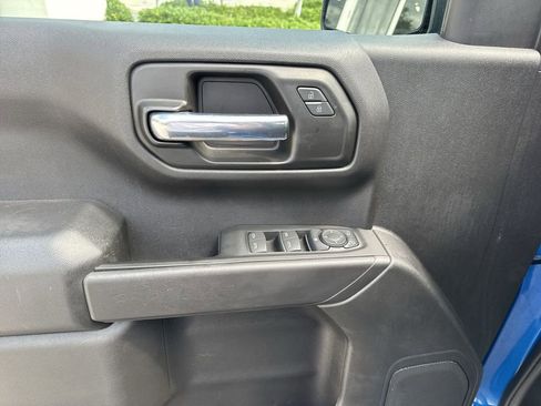 Used 2022 Chevrolet Silverado 1500 Custom RWD image 39