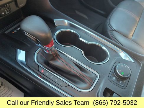 Used 2023 Chevrolet Traverse RS image 24