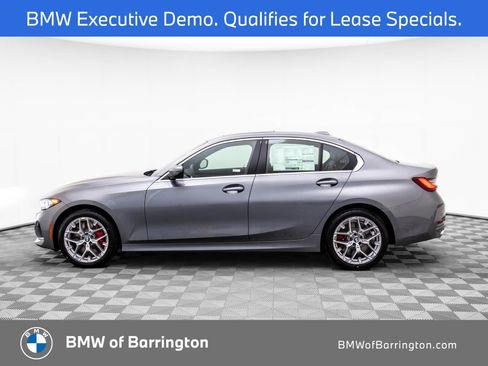 Used 2025 BMW 330i xDrive 330i xDrive w/ Driving Assistance Package image 2
