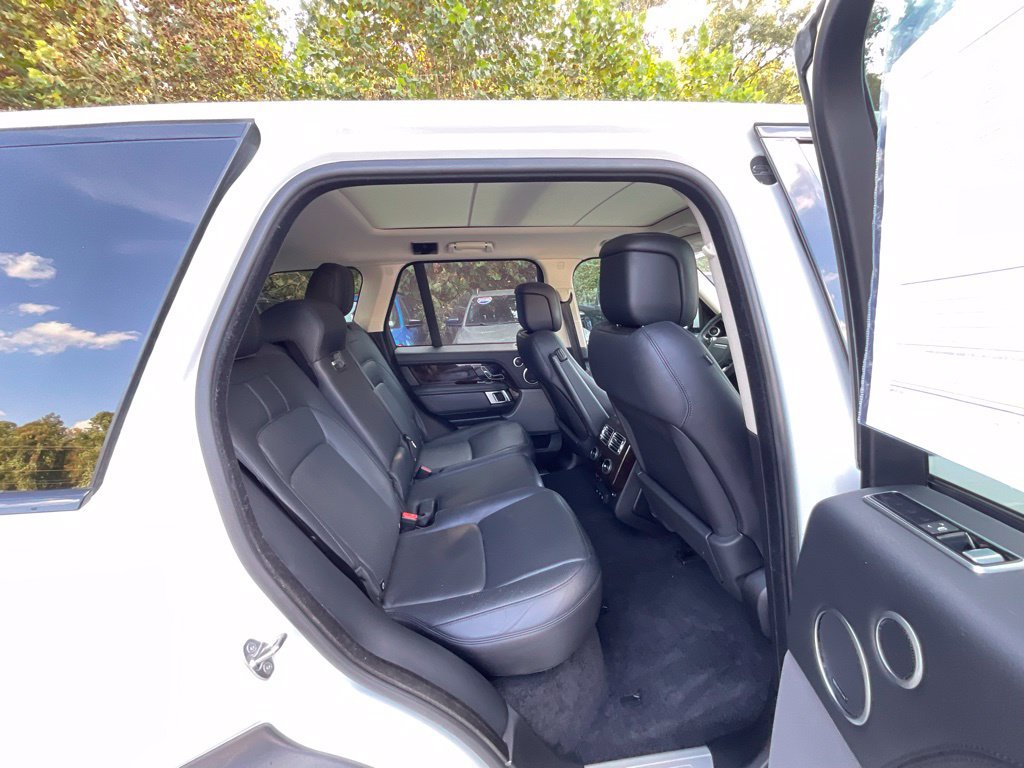 Used 2020 Land Rover Range Rover HSE AWD/4WD image 24