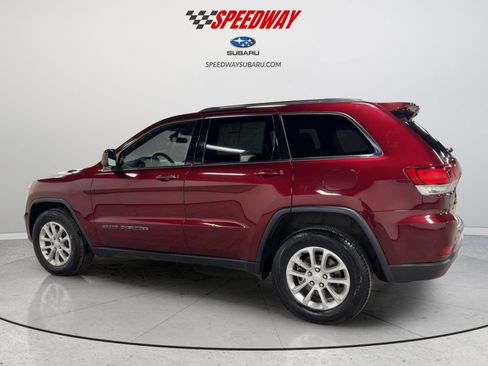 Used 2021 Jeep Grand Cherokee Laredo image 7