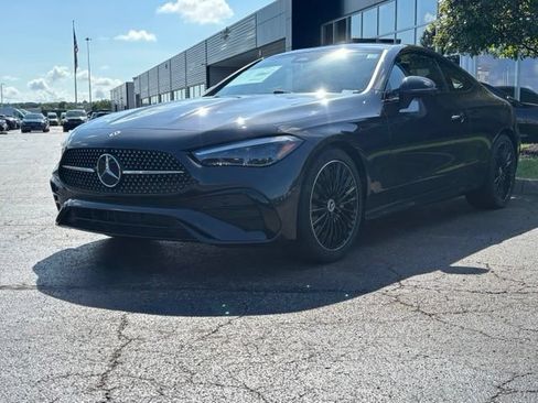 New 2027 Mercedes-Benz CLE 300 4MATIC Coupe image 3