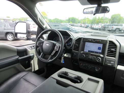 Used 2022 Ford F250 XL w/ STX Appearance Package AWD/4WD image 24