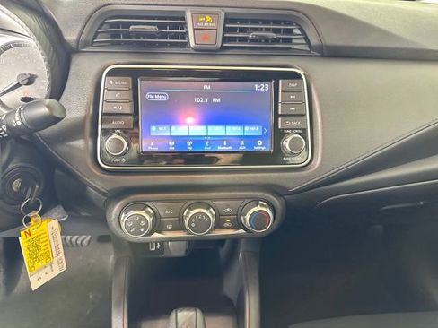 Used 2024 Nissan Versa S w/ S Plus Package image 21
