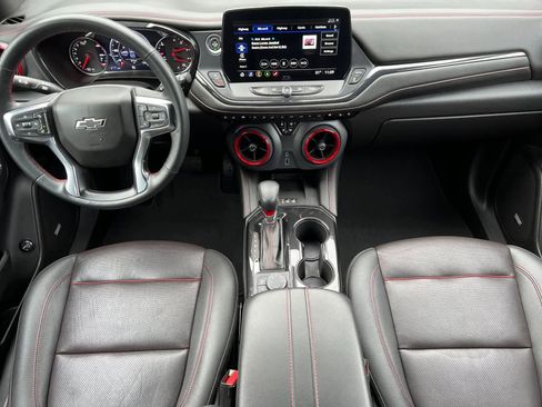 Certified 2023 Chevrolet Blazer RS w/ Driver Confidence II Package image 3