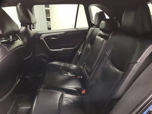 Used 2022 Toyota RAV4 SE w/ Convenience Package AWD/4WD image 29