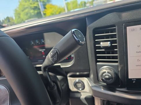 New 2026 Ford F250 Platinum w/ Tremor Off-Road Package AWD/4WD image 30