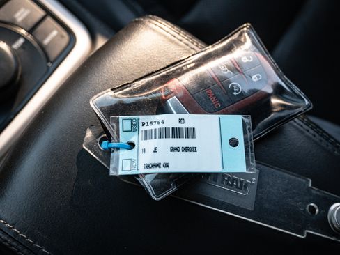 Used 2019 Jeep Grand Cherokee Trackhawk image 39