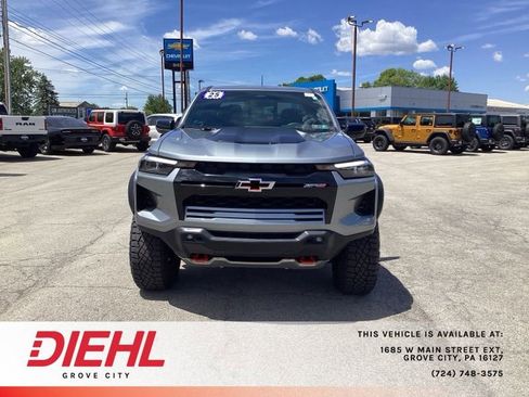 Used 2025 Chevrolet Colorado ZR2 AWD/4WD image 2
