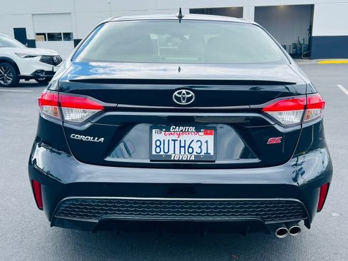 Used 2021 Toyota Corolla SE w/ Carpet Mat Package (TMS) image 10