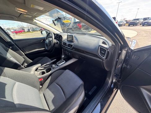 Used 2016 MAZDA MAZDA3 i Sport image 17