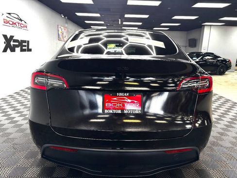 Used 2021 Tesla Model Y Long Range AWD/4WD image 12