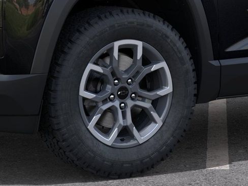 New 2026 Chevrolet Equinox ACTIV FWD image 9