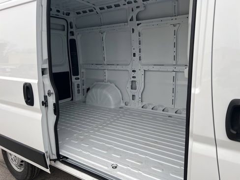 New 2026 RAM ProMaster 2500 image 12